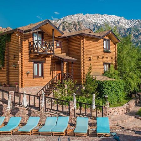 Boutigue Hotel Nebesa Chimgan Dış mekan fotoğraf