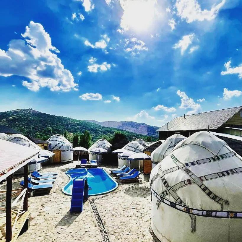 Boutigue Hotel Nebesa Chimgan Dış mekan fotoğraf