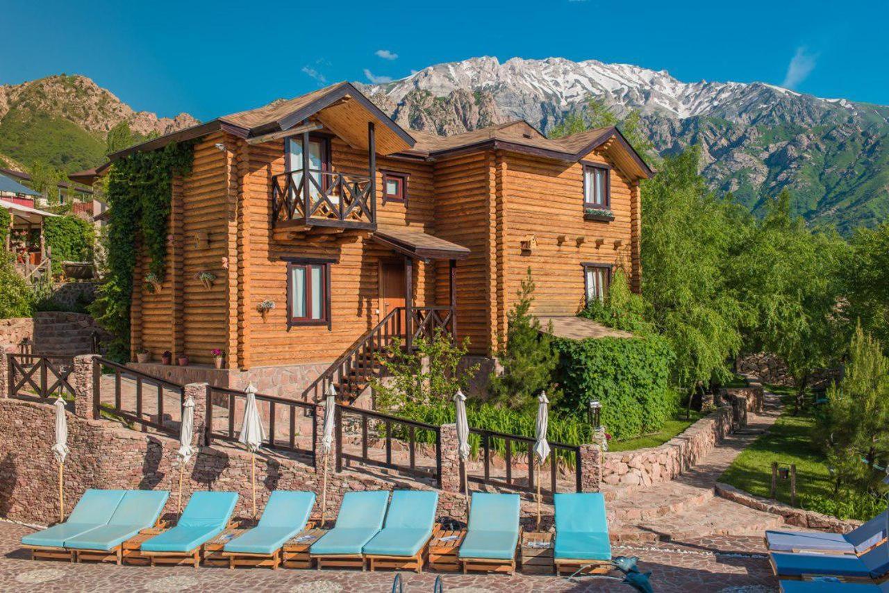 Boutigue Hotel Nebesa Chimgan Dış mekan fotoğraf